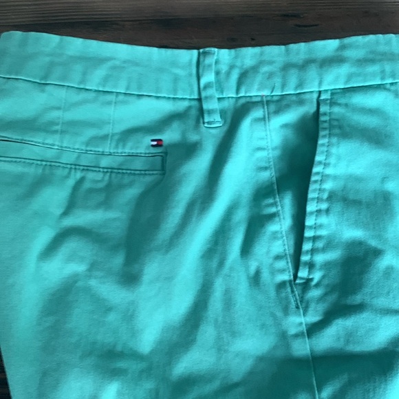 Tommy Hilfiger green chino boyfriend pants - Picture 2 of 6